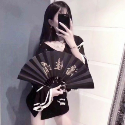 高清霸气御姐女生头像精选|御姐范拉满,适合喜欢个性风格的你 女生头像 第15张 高清霸气御姐女生头像精选|御姐范拉满,适合喜欢个性风格的你 女生头像 第15张