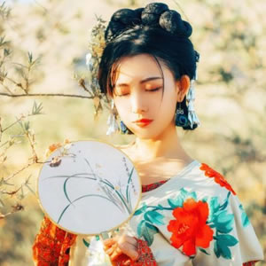 古风女闺蜜头像一对两张 汉服 / 襦裙造型 小众不撞款 女生头像 第2张