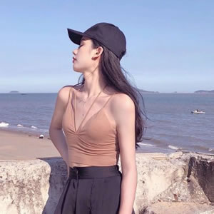 女生微信性感气质头像图片:多款可选,适配不同社交风格 女生头像 第14张 女生微信性感气质头像图片:多款可选,适配不同社交风格 女生头像 第14张