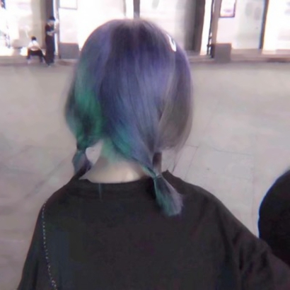 元气感女生染头发头像:显嫩发色搭配灵动表情,告别千篇一律 女生头像 第3张 元气感女生染头发头像:显嫩发色搭配灵动表情,告别千篇一律 女生头像 第3张