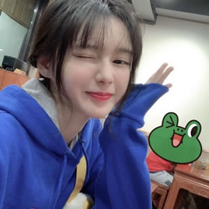 2026最新头像女甜美款:治愈系画风,适配微信 / QQ / 小红书 女生头像 第2张 2026最新头像女甜美款:治愈系画风,适配微信 / QQ / 小红书 女生头像 第2张