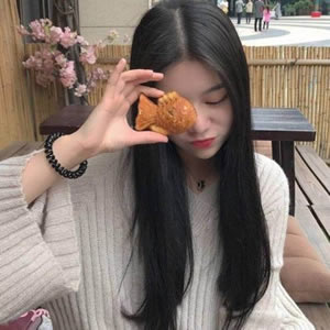 2026最新头像女甜美款:治愈系画风,适配微信 / QQ / 小红书 女生头像 第11张 2026最新头像女甜美款:治愈系画风,适配微信 / QQ / 小红书 女生头像 第11张