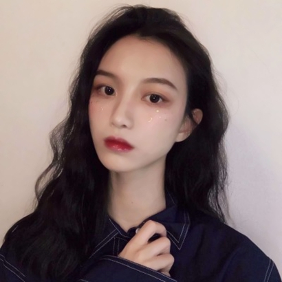 氛围感拉满:女人味十足的优雅微信头像,展现精致生活态度 女生头像 第18张 氛围感拉满:女人味十足的优雅微信头像,展现精致生活态度 女生头像 第18张