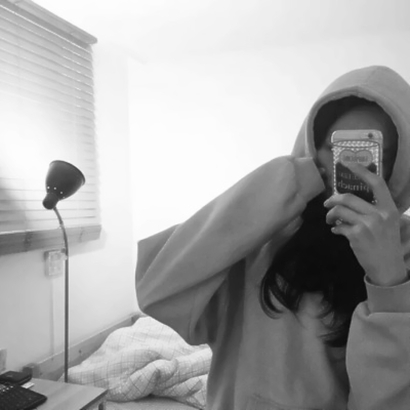 高级感黑白女生头像|小众不撞款,氛围感拉满 女生头像 第17张 高级感黑白女生头像|小众不撞款,氛围感拉满 女生头像 第17张