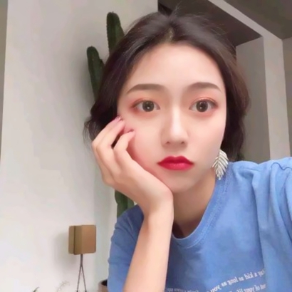 2026真人高清超火女生头像合集!高颜值不撞款,日常用超吸睛 女生头像 第9张 2026真人高清超火女生头像合集!高颜值不撞款,日常用超吸睛 女生头像 第9张