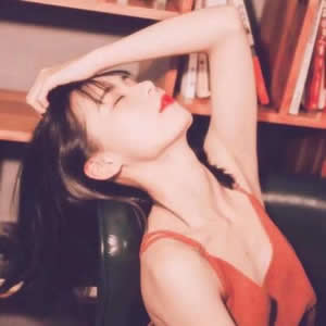 唯美文艺小清新女生头像|温柔氛围感拉满,小众不撞款 女生头像 第6张 唯美文艺小清新女生头像|温柔氛围感拉满,小众不撞款 女生头像 第6张