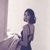 性感女生露背头像|氛围感拉满,高级又吸睛 女生头像 第2张 性感女生露背头像|氛围感拉满,高级又吸睛 女生头像 第2张