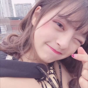 微信可爱女生真人头像推荐:元气少女感拉满 女生头像 第8张 微信可爱女生真人头像推荐:元气少女感拉满 女生头像 第8张