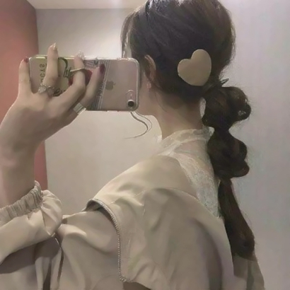 软萌可爱手机控女生头像|适配微信 / QQ / 小红书,轻松拿捏少女感 女生头像 第25张 软萌可爱手机控女生头像|适配微信 / QQ / 小红书,轻松拿捏少女感 女生头像 第25张
