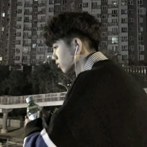 小众个性潮流男生头像:拒绝千篇一律,潮流男孩必备 男生头像 第15张 小众个性潮流男生头像:拒绝千篇一律,潮流男孩必备 男生头像 第15张
