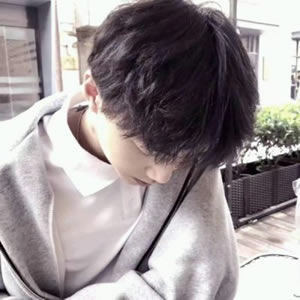 小众个性潮流男生头像:拒绝千篇一律,潮流男孩必备 男生头像 第18张 小众个性潮流男生头像:拒绝千篇一律,潮流男孩必备 男生头像 第18张
