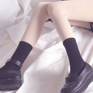 女生长腿头像推荐|甜酷 / 温柔 / 御姐风,满足不同风格偏好 女生头像 第18张 女生长腿头像推荐|甜酷 / 温柔 / 御姐风,满足不同风格偏好 女生头像 第18张