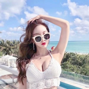 高质感成熟美女清新头像合集:不撞款的清新风,凸显优雅气质 女生头像 第1张 高质感成熟美女清新头像合集:不撞款的清新风,凸显优雅气质 女生头像 第1张