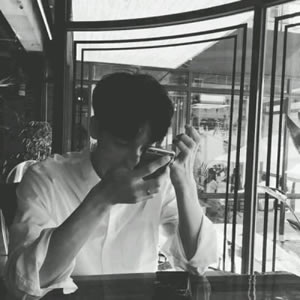 真人霸气男生头像合集｜硬汉风 / 酷飒范任选 男生头像 第14张