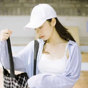 唯美文艺小清新女生头像|温柔氛围感拉满,小众不撞款 女生头像 第15张 唯美文艺小清新女生头像|温柔氛围感拉满,小众不撞款 女生头像 第15张