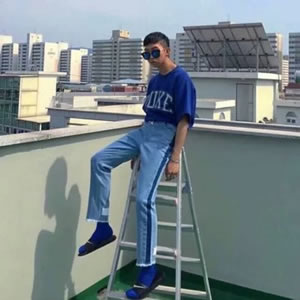 伤感颓废风男生头像大全:丧系情绪感 男生头像 第4张 伤感颓废风男生头像大全:丧系情绪感 男生头像 第4张