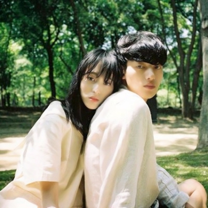 简约ins风男女情侣头像一左一右 小众不撞款 情侣头像 第4张 简约ins风男女情侣头像一左一右 小众不撞款 情侣头像 第4张