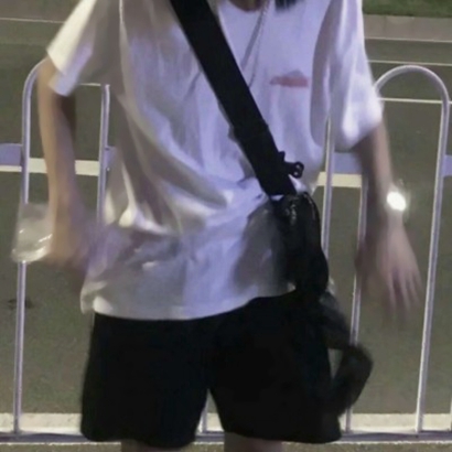 男生嘻哈部位头像精选:潮流局部造型、街头感配色,满足你的嘻哈审美 男生头像 第25张 男生嘻哈部位头像精选:潮流局部造型、街头感配色,满足你的嘻哈审美 男生头像 第25张
