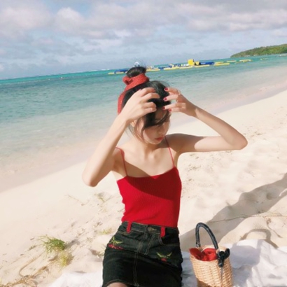 氛围感拉满:女人味十足的优雅微信头像,展现精致生活态度 女生头像 第35张 氛围感拉满:女人味十足的优雅微信头像,展现精致生活态度 女生头像 第35张