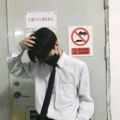 男生戴口罩头像高清 帅气阳光风无水印可直接用 男生头像 第15张