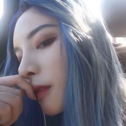 元气感女生染头发头像:显嫩发色搭配灵动表情,告别千篇一律 女生头像 第20张 元气感女生染头发头像:显嫩发色搭配灵动表情,告别千篇一律 女生头像 第20张