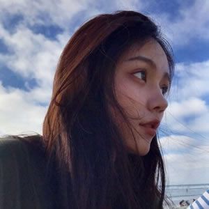 女生优雅浅蓝色头像|温柔气质感拉满,小众不撞款 女生头像 第3张 女生优雅浅蓝色头像|温柔气质感拉满,小众不撞款 女生头像 第3张