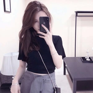 女生微信性感气质头像图片:多款可选,适配不同社交风格 女生头像 第10张 女生微信性感气质头像图片:多款可选,适配不同社交风格 女生头像 第10张