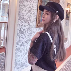 女生微信性感气质头像图片:多款可选,适配不同社交风格 女生头像 第2张 女生微信性感气质头像图片:多款可选,适配不同社交风格 女生头像 第2张