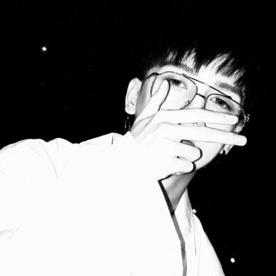 个性感爆棚!非主流男生头像精选|解锁不一样的潮酷形象 男生头像 第10张 个性感爆棚!非主流男生头像精选|解锁不一样的潮酷形象 男生头像 第10张