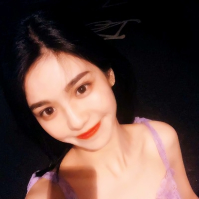 氛围感拉满:女人味十足的优雅微信头像,展现精致生活态度 女生头像 第21张 氛围感拉满:女人味十足的优雅微信头像,展现精致生活态度 女生头像 第21张