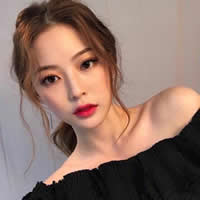 简单微信头像女|清新简约风,日常用不挑场景 女生头像 第12张 简单微信头像女|清新简约风,日常用不挑场景 女生头像 第12张