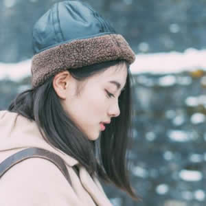 唯美文艺小清新女生头像|温柔氛围感拉满,小众不撞款 女生头像 第16张 唯美文艺小清新女生头像|温柔氛围感拉满,小众不撞款 女生头像 第16张