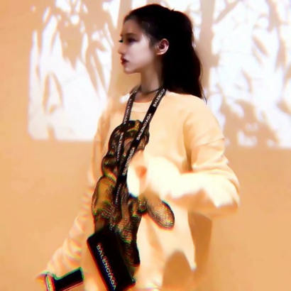 清新黄色衣服女生头像 元气感满满 多款可选 女生头像 第1张 清新黄色衣服女生头像 元气感满满 多款可选 女生头像 第1张