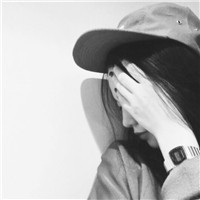 小众伤感黑白颓废女生头像|高级灰调 尽显慵懒颓废感 女生头像 第14张 小众伤感黑白颓废女生头像|高级灰调 尽显慵懒颓废感 女生头像 第14张