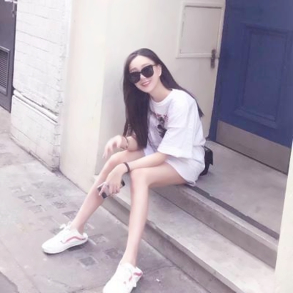 2026超火潮流网红美女生头像|高级感颜值款必存 女生头像 第6张 2026超火潮流网红美女生头像|高级感颜值款必存 女生头像 第6张