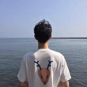 简约小清新男生头像|干净治愈风 日常社交可用 男生头像 第15张 简约小清新男生头像|干净治愈风 日常社交可用 男生头像 第15张
