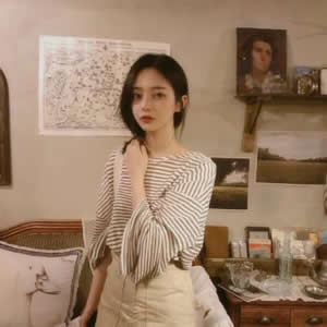 新款!气质女生头像高清图片:小众独特款,告别千篇一律 女生头像 第17张 新款!气质女生头像高清图片:小众独特款,告别千篇一律 女生头像 第17张