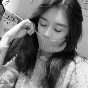 女生高冷气质黑白头像|氛围感拉满,高级感不挑风格 女生头像 第18张 女生高冷气质黑白头像|氛围感拉满,高级感不挑风格 女生头像 第18张