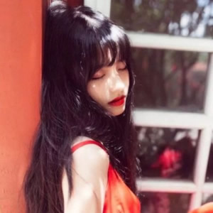 超吸睛ins女生头像原宿风!甜酷个性感拉满,小众不撞款 女生头像 第8张 超吸睛ins女生头像原宿风!甜酷个性感拉满,小众不撞款 女生头像 第8张