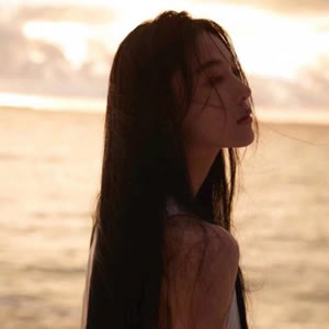 唯美伤感风女生头像合集:每一张都像故事,治愈又戳心 女生头像 第5张 唯美伤感风女生头像合集:每一张都像故事,治愈又戳心 女生头像 第5张