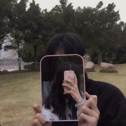 超甜情侣头像镜子自拍图片|氛围感拉满,小众不撞款 情侣头像 第5张 超甜情侣头像镜子自拍图片|氛围感拉满,小众不撞款 情侣头像 第5张