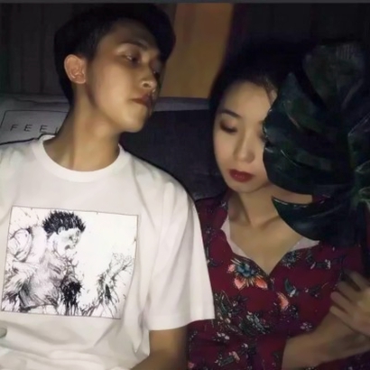 韩系情侣头像双人一左一右 温柔风ins风小众不撞款 情侣头像 第4张 韩系情侣头像双人一左一右 温柔风ins风小众不撞款 情侣头像 第4张