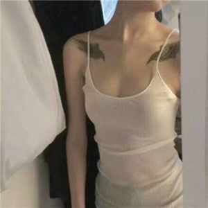 精选美女性感照片头像:气质风 / 辣妹风,适配社交平台 女生头像 第3张 精选美女性感照片头像:气质风 / 辣妹风,适配社交平台 女生头像 第3张