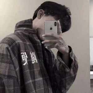 手机控男生必存!霸气自拍头像合集,轻松拿捏氛围感 男生头像 第5张 手机控男生必存!霸气自拍头像合集,轻松拿捏氛围感 男生头像 第5张