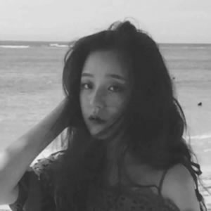 女生霸气高冷黑白头像|气场拉满不撞款,高级感十足 女生头像 第5张 女生霸气高冷黑白头像|气场拉满不撞款,高级感十足 女生头像 第5张