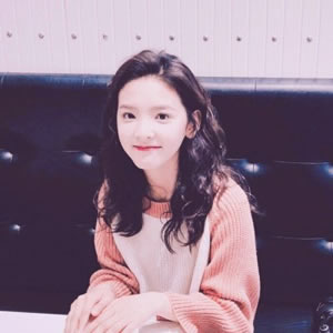章若楠头像大全:高清无水印 / 可爱 / 氛围感款 女生头像 第9张 章若楠头像大全:高清无水印 / 可爱 / 氛围感款 女生头像 第9张