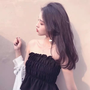 成熟气质女人微信头像|高级感拉满,凸显优雅品味 女生头像 第17张 成熟气质女人微信头像|高级感拉满,凸显优雅品味 女生头像 第17张