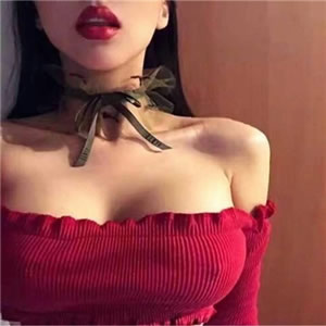 精选美女性感照片头像:气质风 / 辣妹风,适配社交平台 女生头像 第9张 精选美女性感照片头像:气质风 / 辣妹风,适配社交平台 女生头像 第9张