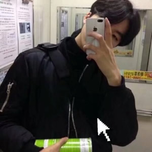 手机控男生必存!霸气自拍头像合集,轻松拿捏氛围感 男生头像 第13张 手机控男生必存!霸气自拍头像合集,轻松拿捏氛围感 男生头像 第13张