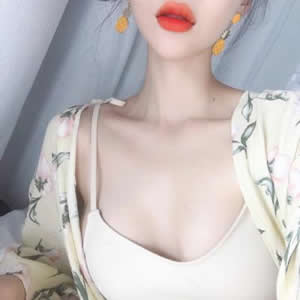 女生穿吊带的qq头像图片推荐 女生头像 第1张 女生穿吊带的qq头像图片推荐 女生头像 第1张